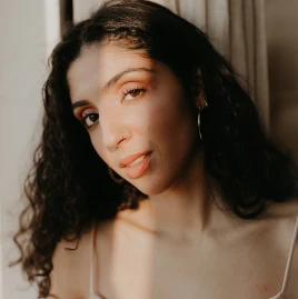 Sabrina Flores Tiktok ads