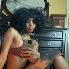 Renni😌 Tiktok ads