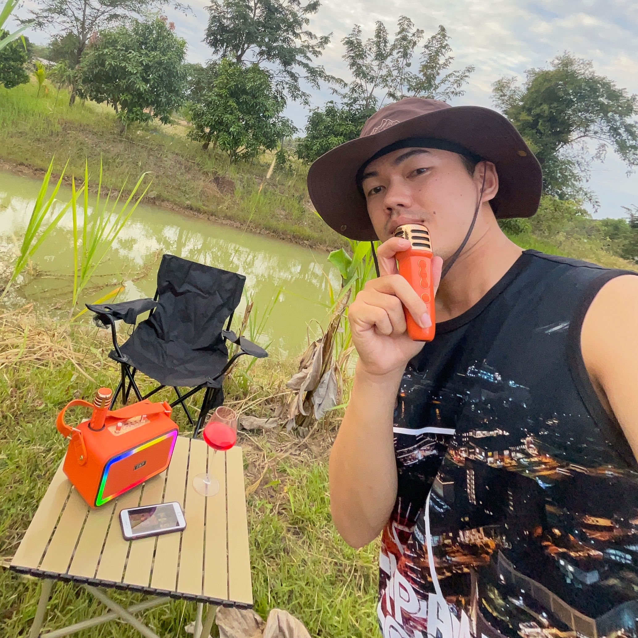 อย่า มา แต่ง