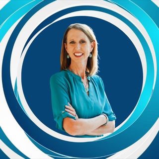 Holly I Online Business Tips
