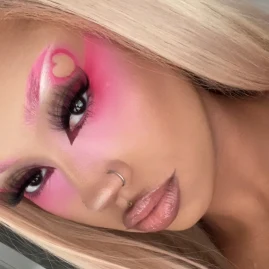 paris🌙 Tiktok ads