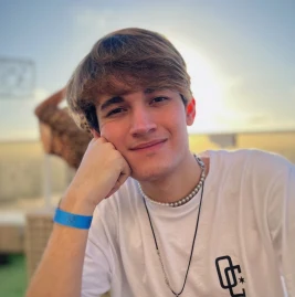 Enzzo Queiroz Tiktok ads