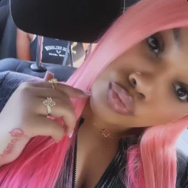 monique🎀 Tiktok ads