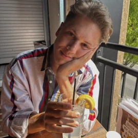 Brady Hoffman Tiktok ads