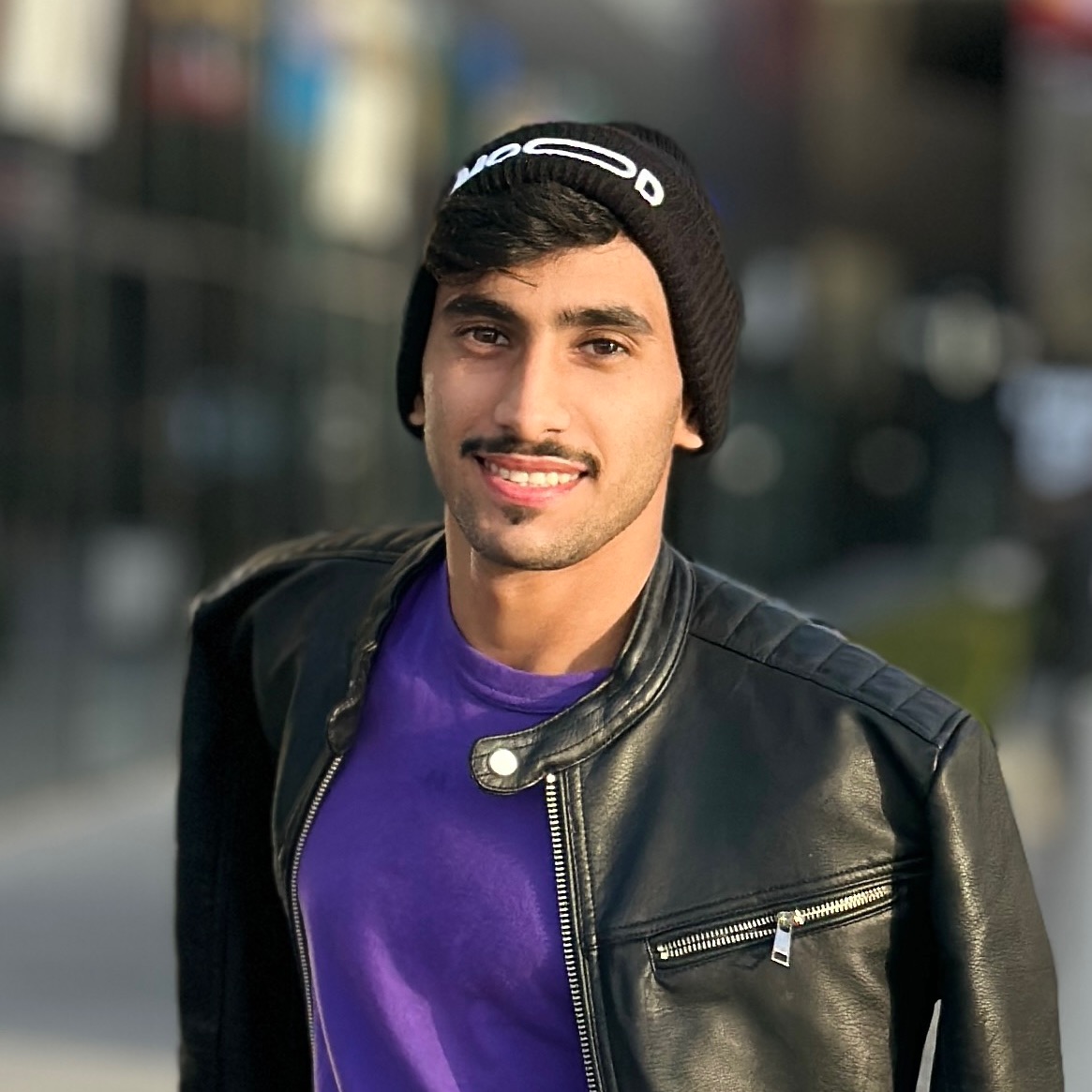 مــؤيــد راشد 🫐