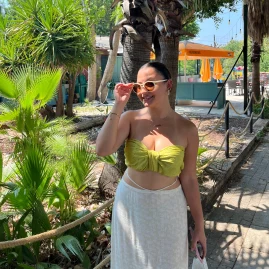 Asude Bayrakdar Tiktok ads