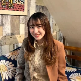 もえか Tiktok ads