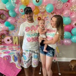 The Champions 👨‍👩‍👧🎶 Tiktok ads