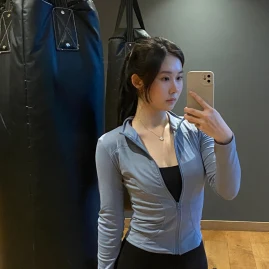 Jenny - Fitness & Lifestyle Tiktok ads