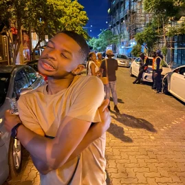 Simzy💫 Tiktok ads