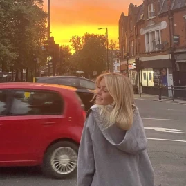 talia 🤍 Tiktok ads