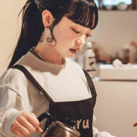 カフェ店長aoi Tiktok ads