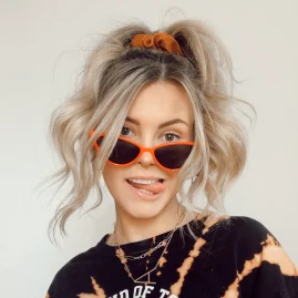 Anna Redman Tiktok ads