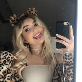 Olifcia🌸 Tiktok ads