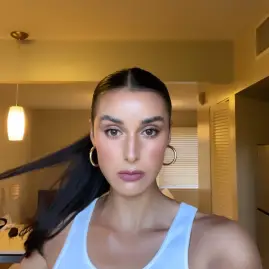 claire elisabeth Tiktok ads