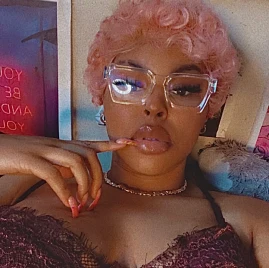 Neisha 🌸 Tiktok ads