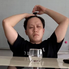 Báo thủ đi làm game Tiktok ads