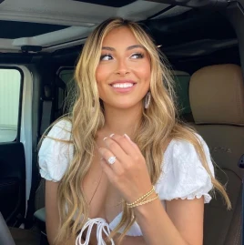 E L I Z A Tiktok ads