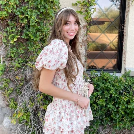 sara🎀 girly content creator💕 Tiktok ads