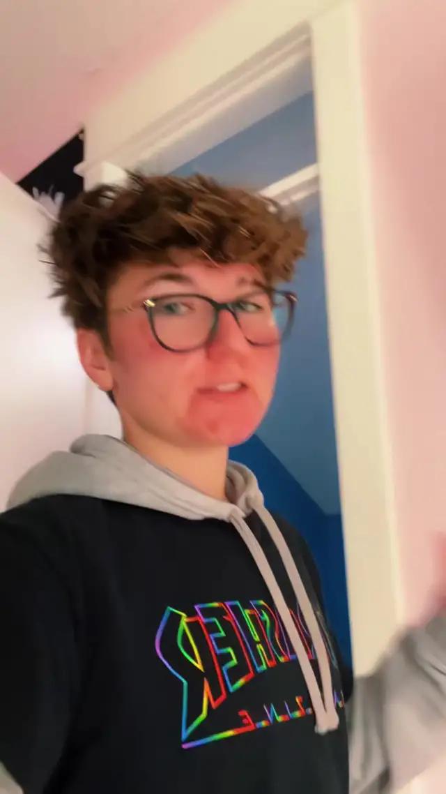 Clean up your device in a few taps!