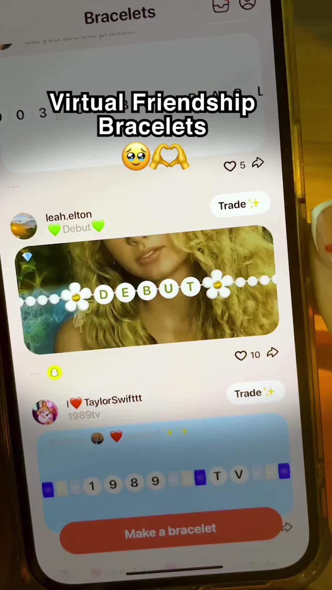 Create your virtual friendship bracelets and trade <3