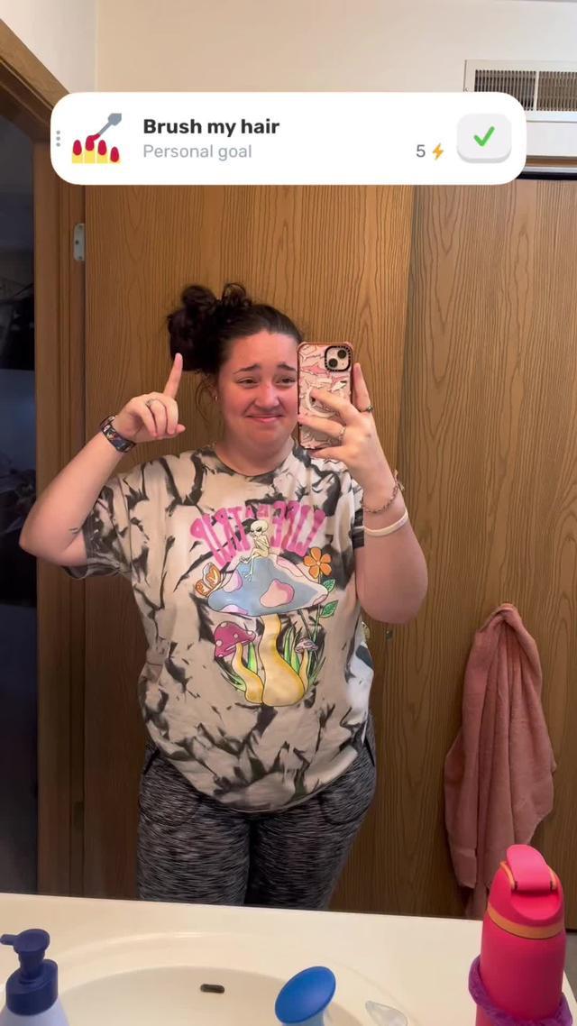 Anything for my birb bestie!! What does your finch help you with? 👀💛 #mentalhealth #selfcare #goals #chores #app #birb #brushyourhair #motivation #support #finchtok