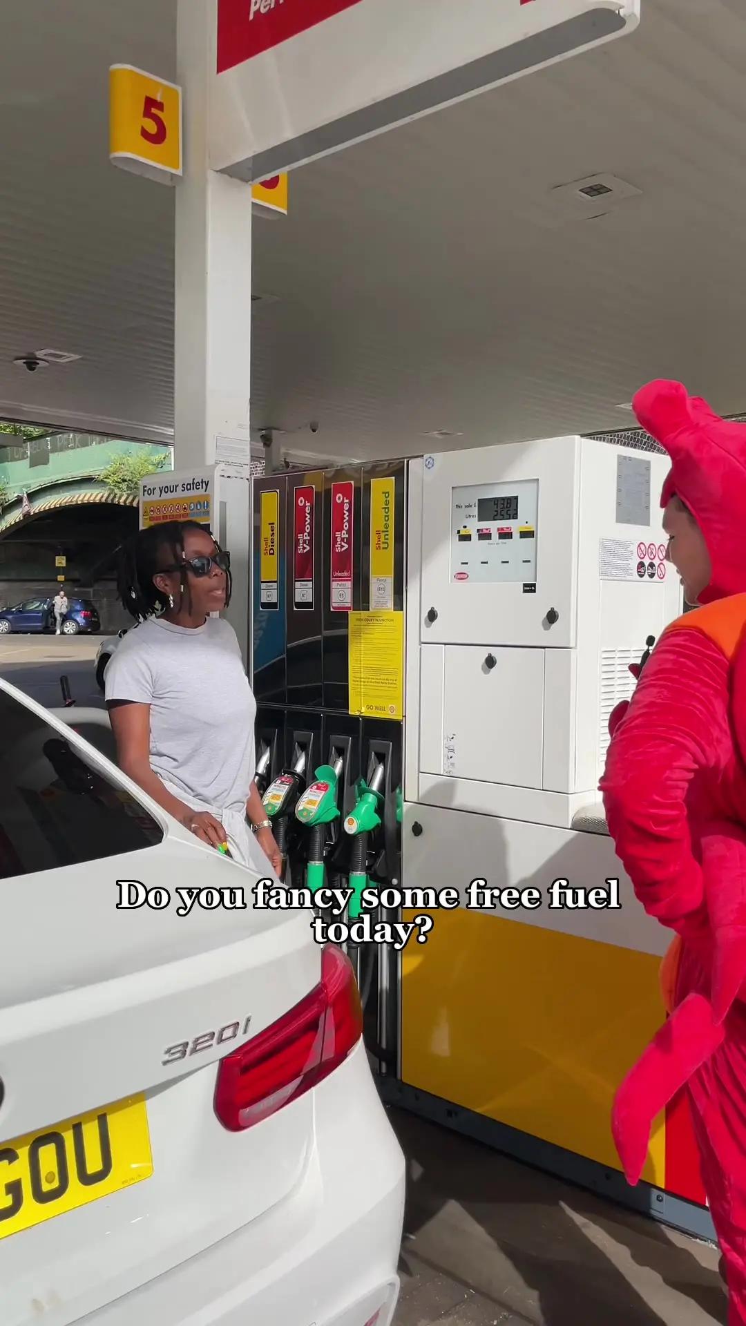 He’s a 10 and he fills up your tank for free? Must be the Cuvva lobster 💯Last weekend we headed to Kilburn to pay for your fuel. But where should we go next? Let us know in the comments and we might just make a stop there next time! 😏#LetUsCuvvaThatForYou #GetCuvva #LetUsCuvvaThatForYou #PetrolCosts #MoneySavingTips #CarInsurance #CarTok #FuelSavingTips #CostofLivingCrisis  #CheapCarInsurance #trending #viral