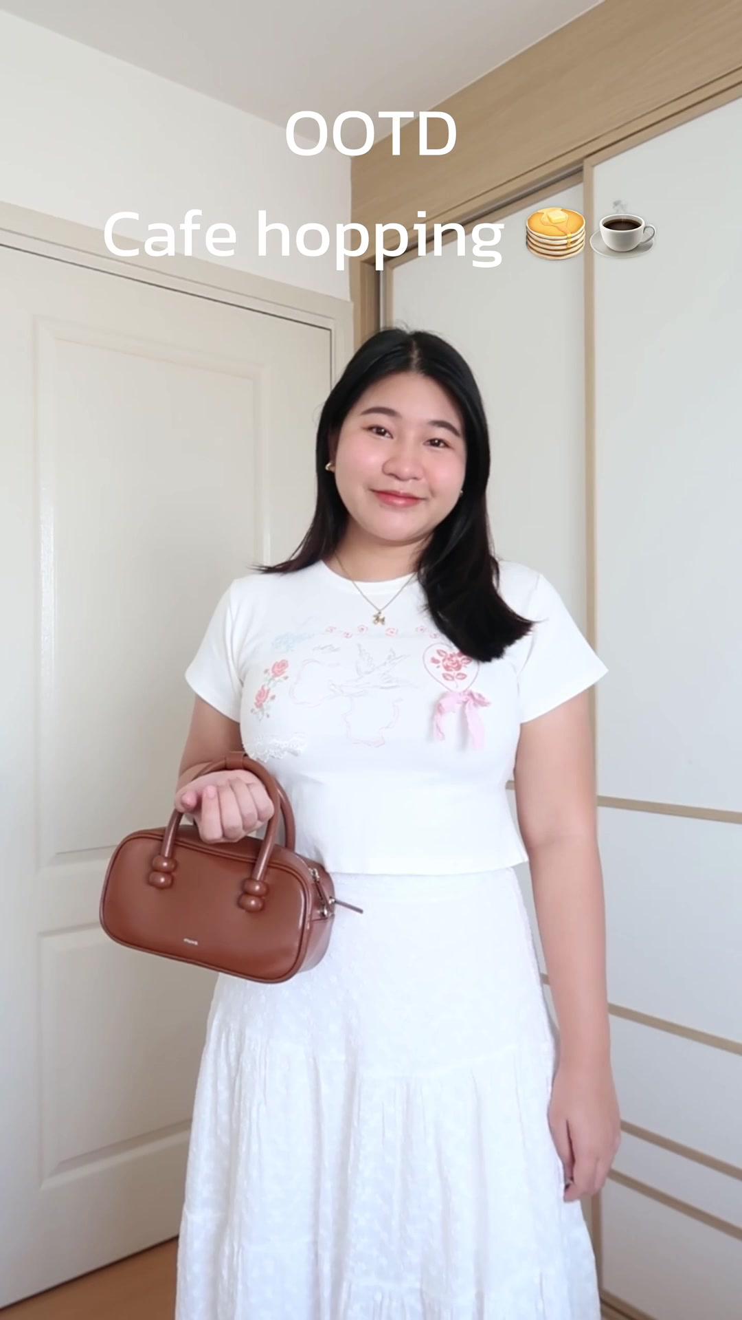 OOTD Cafe hopping 🫶🏻☕️🥞 #แอปส้ม #รีวิวแฟชั่นแอปส้ม #คลาสแฟชั่น #outfitideas #รีวิวคาเฟ่ #แต่งตัวไปคาเฟ่