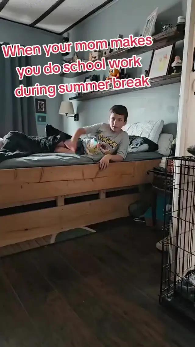 someone: how’s your studies going on?#studytoolsforstudents #AI #studyhacks #studytok #summerschool