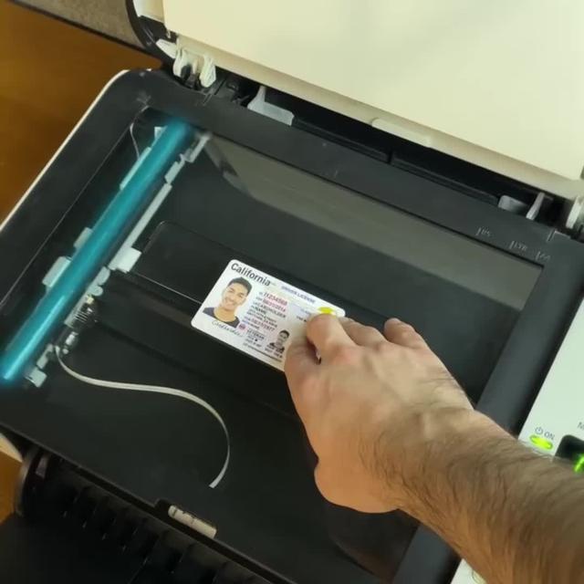 Scanner PDF avec technologie IA #pdf #scanner #ios #french