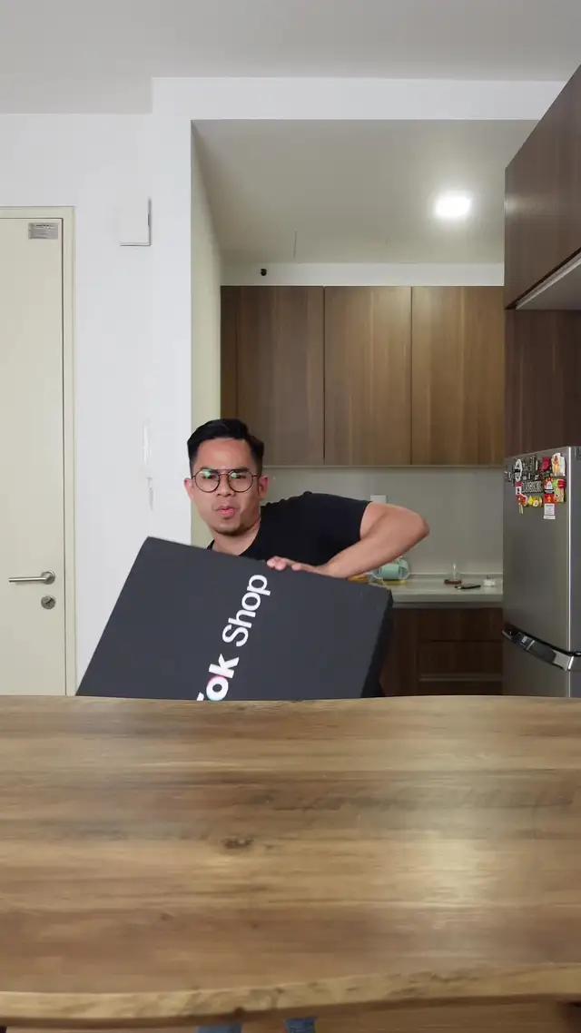 TikTok Shop 9.9 Grand Deals @tiktokshop_my 🇲🇾 Datang Lagi!! Dari 5-9 September 2024 ada Up to 50% Hot Prices, Enjoy FREE SHIPPING AND Join Hashtag Challenge #TikTokShop99GrandDeals & Win Phone!  Jangan lupa Cari "99GrandSales" untuk cari maklumat lanjut!