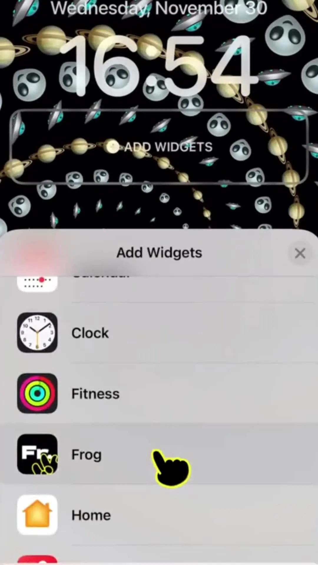 Have your besties directly on your Home Screen and never miss a message.