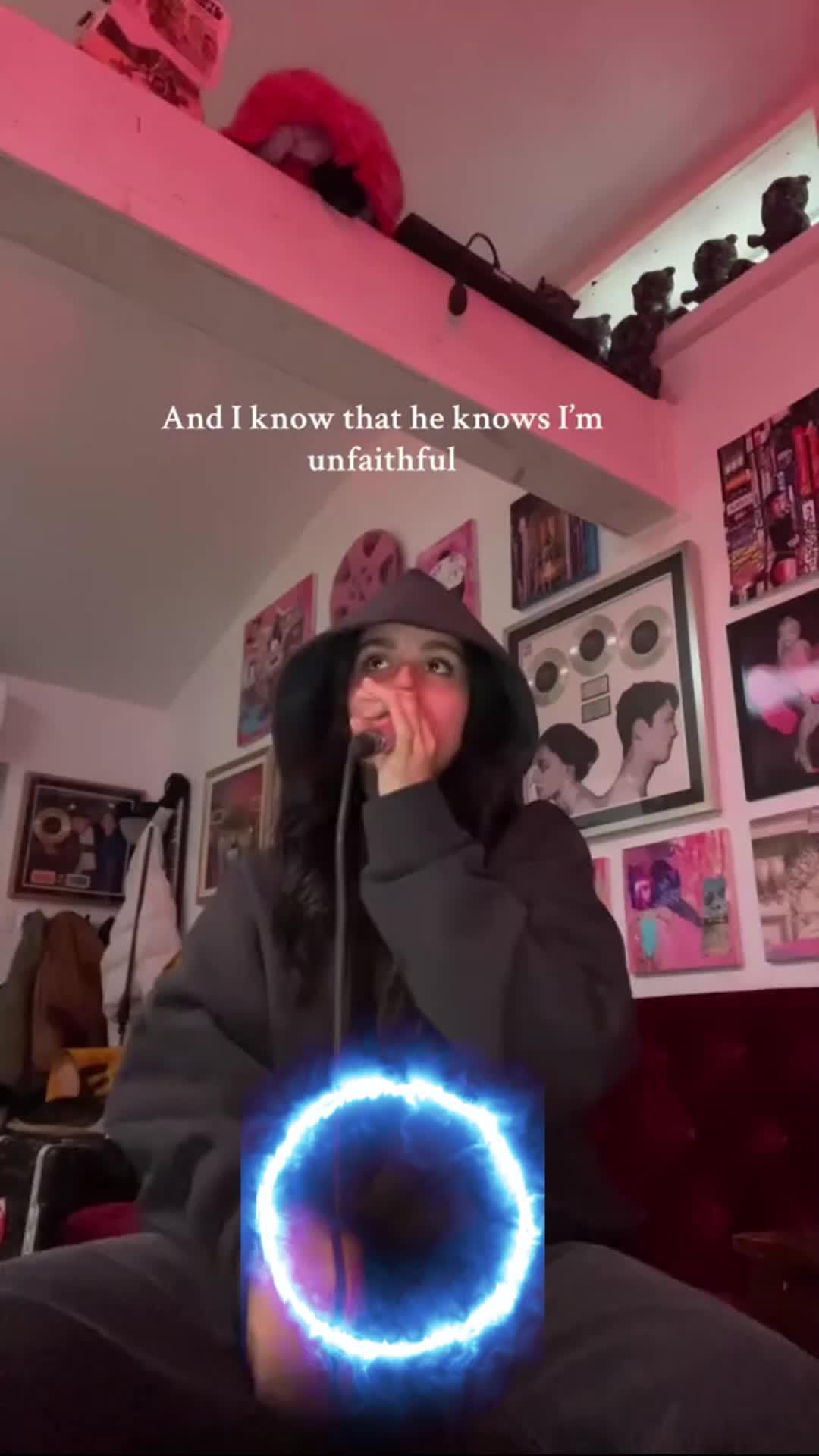 Change vocie to cartoon charactor in 10 secs, and have fun!