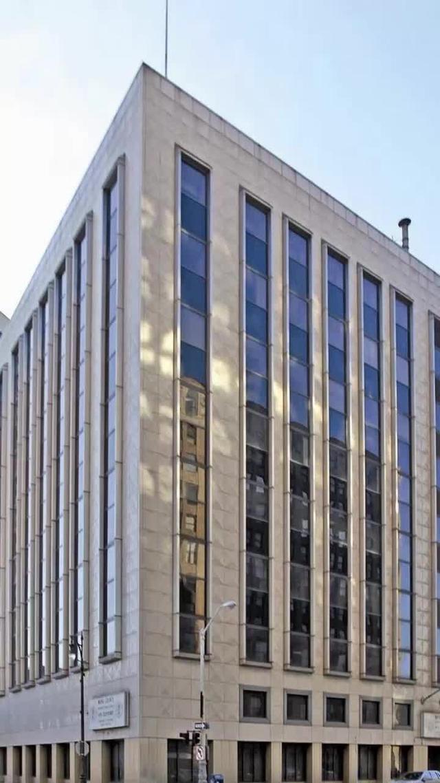 Manage Buildings and expand your real estate!