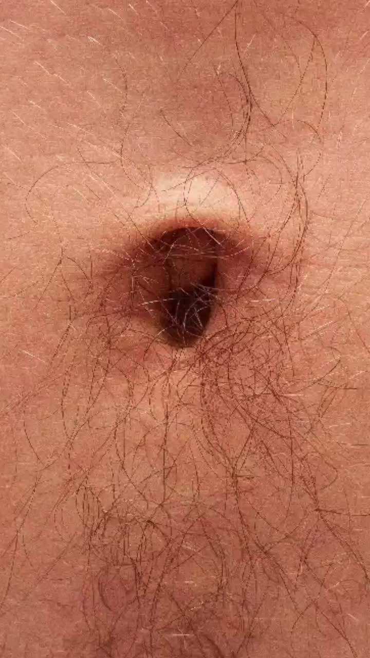 Play fun and interesting makeup games.