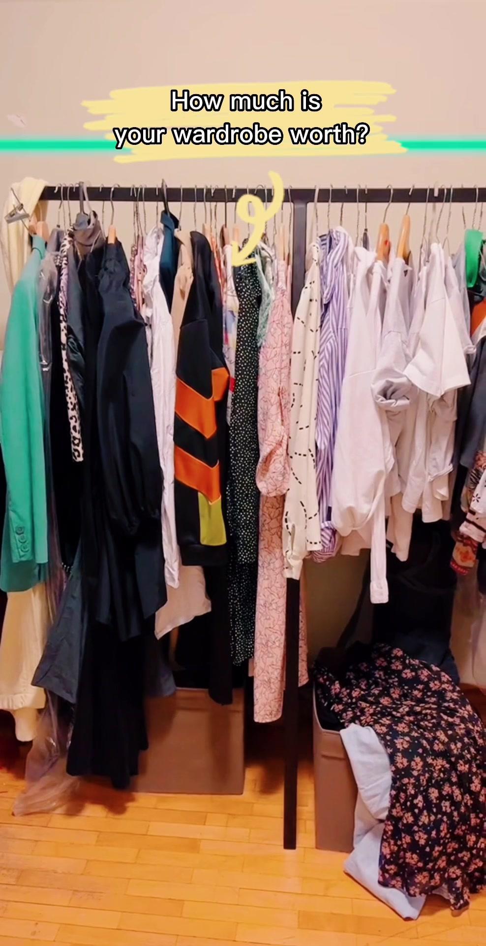 Check right now how much money you can get back in your own wardrobe 😏 #Tiktokfashion #vintedtreasures #vintedfinds #vinted #secondhand #secondhandfashion 