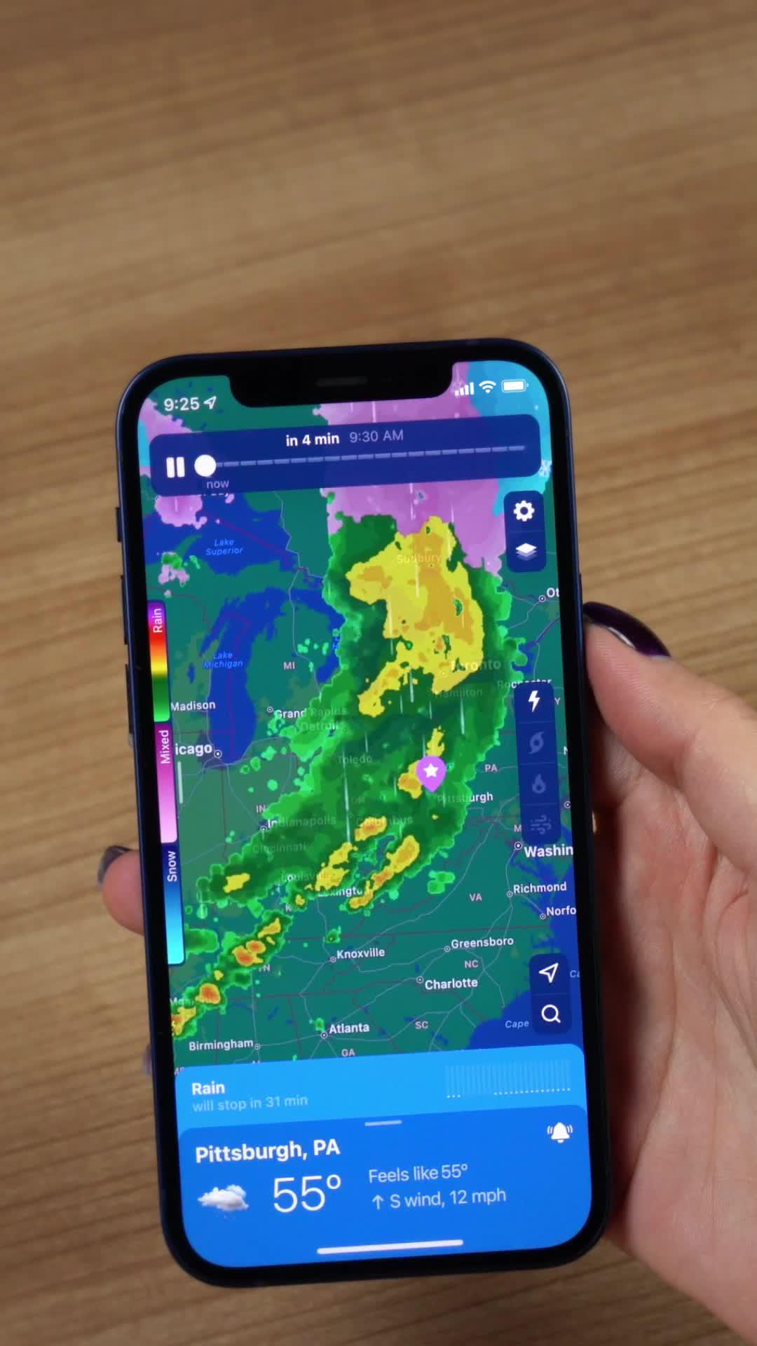 Looking for a handy and accurate #weather🌧 app? 🌦📲 Clime is 100% for you! ⚡️Download #clime now!