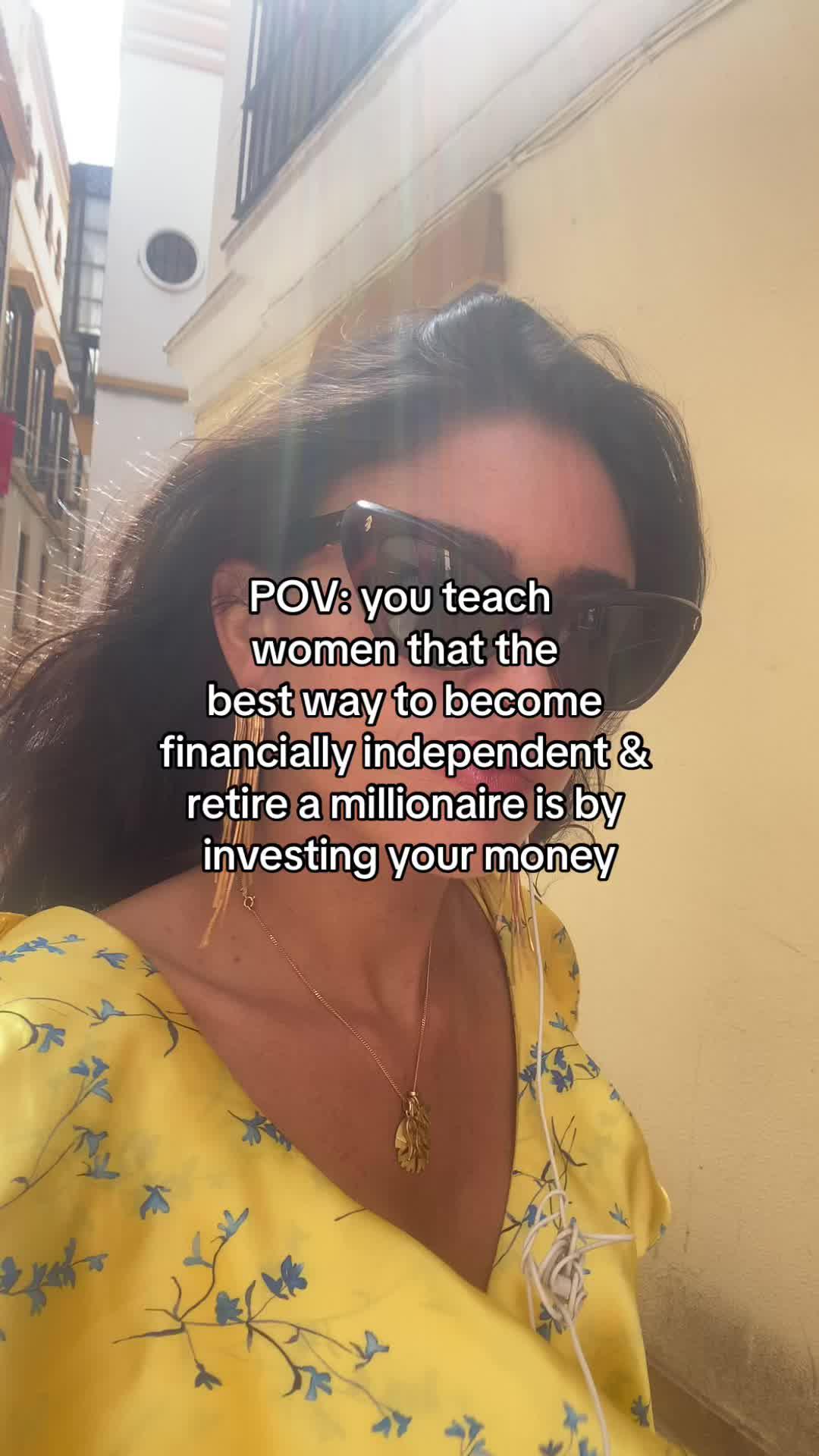 we quit our jobs on Wall Street to build an app that helps you start investing bc it’s sad we don’t learn about it in school 💸💜 #alineainvest #alineaapp