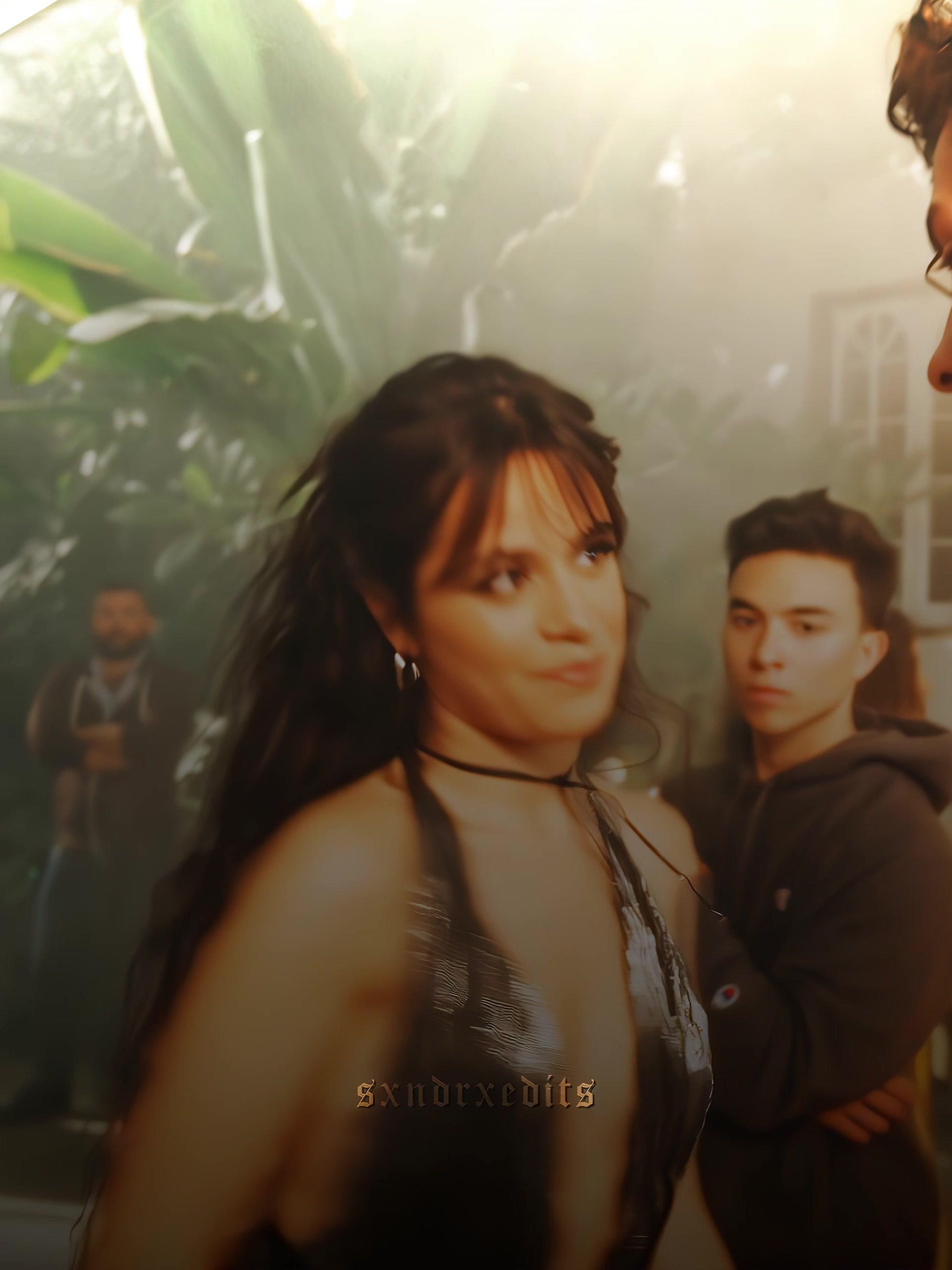 CAMILA MÍRAME ASÍ POR FAVOR #camilacabello #camilacabelloedit #camilizer #fyp