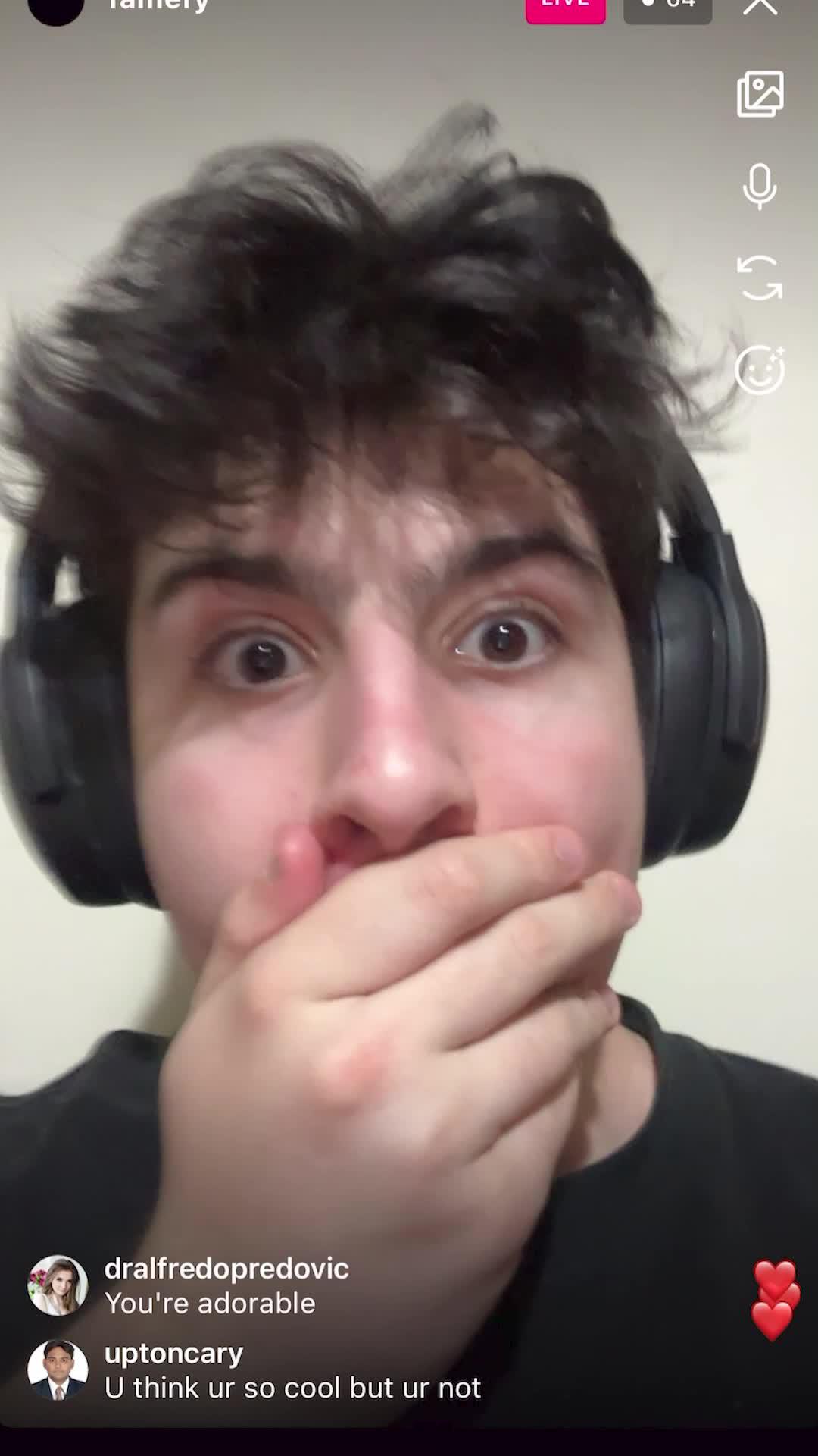 Step into spotlight with Famefy!