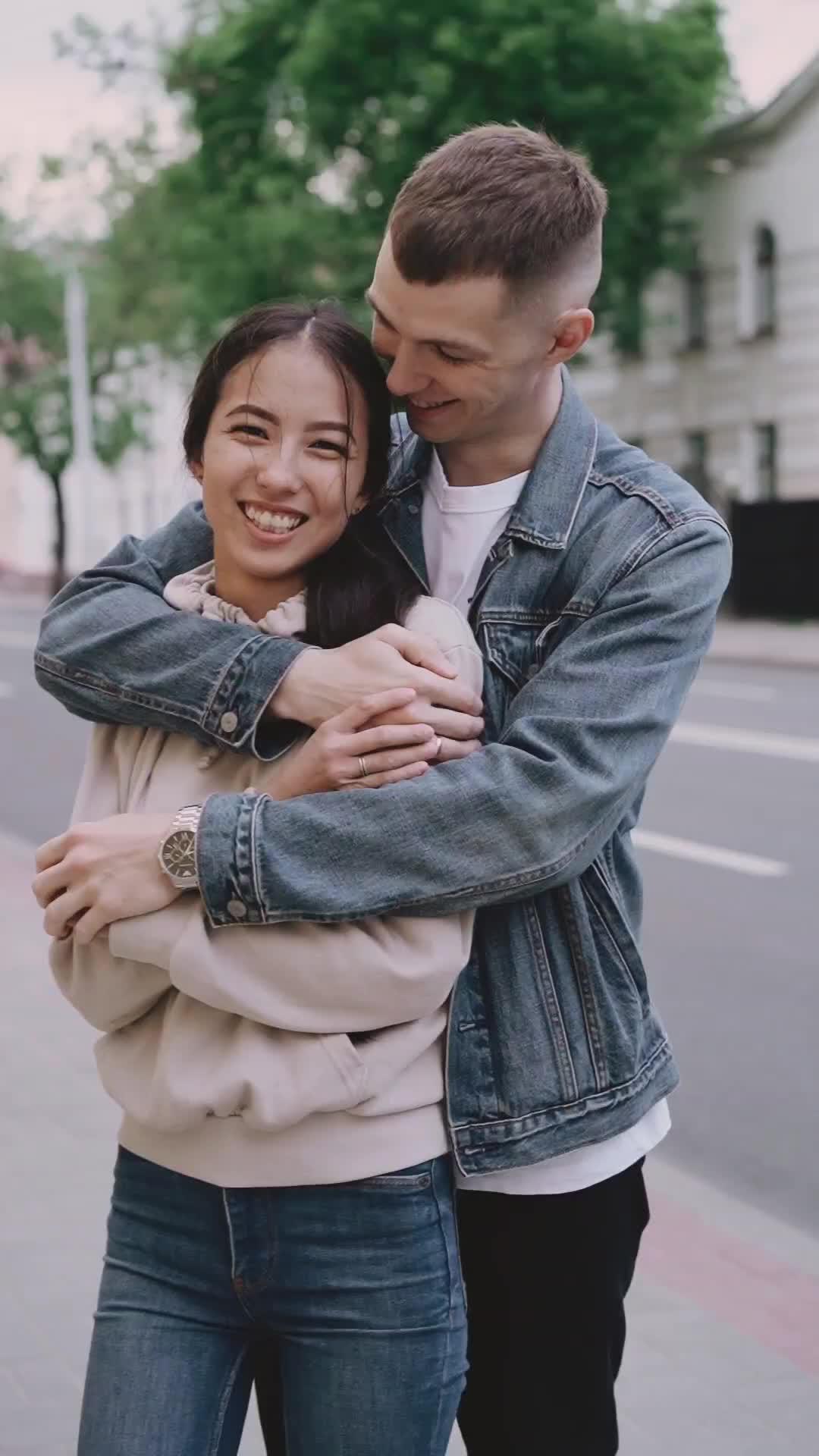 Swipe. Chat. Date on tantan