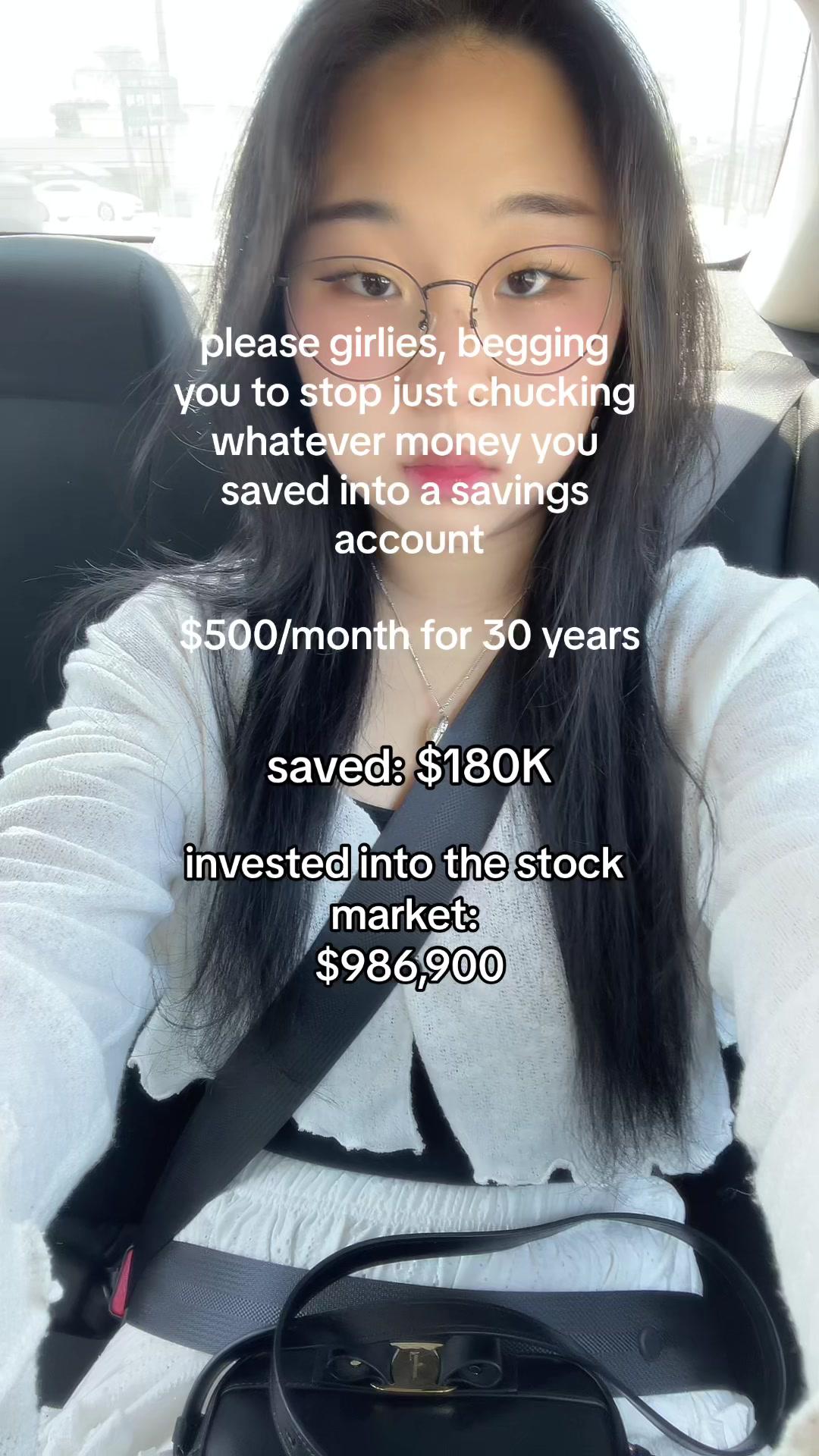 and if you dont know how to start, Alinea is an app built by girls to literally invest for you while explaining what everything means #investingforbeginners #alineaapp #alineainvest