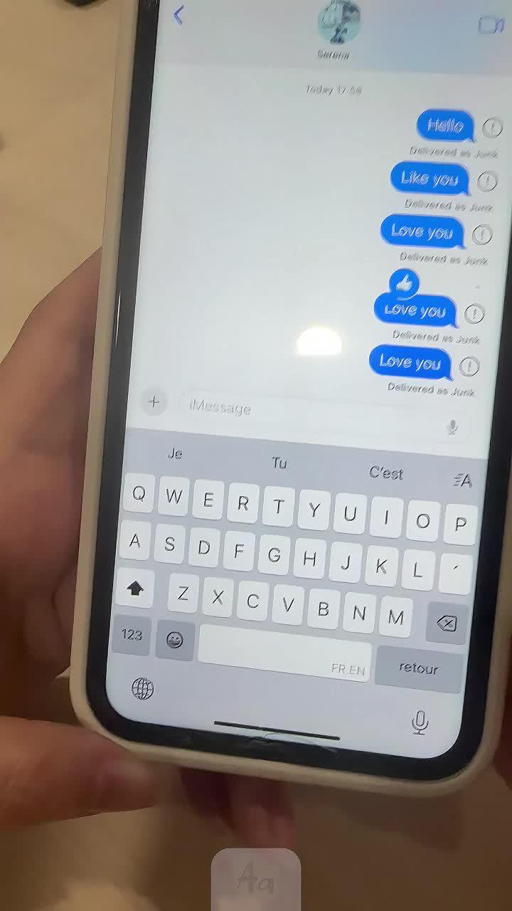Set exclusive widgets & themes for your Phone