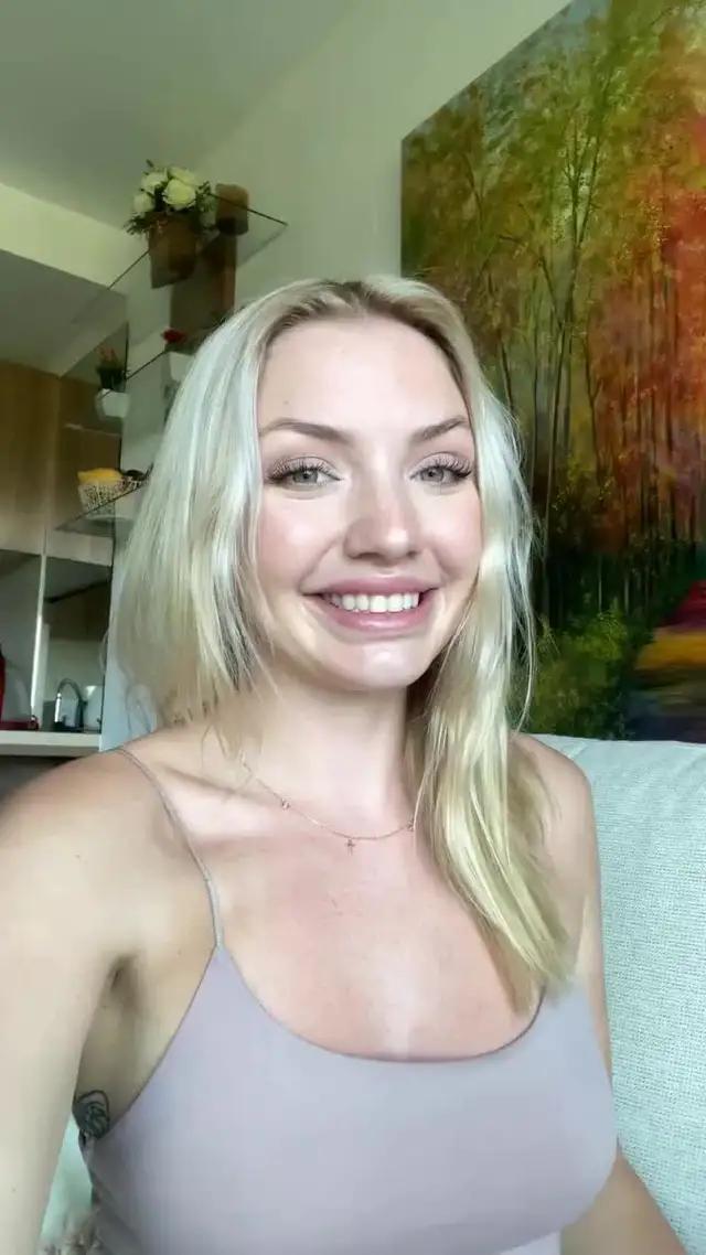 Join world's best Live Streaming App and make new friends across the globe!