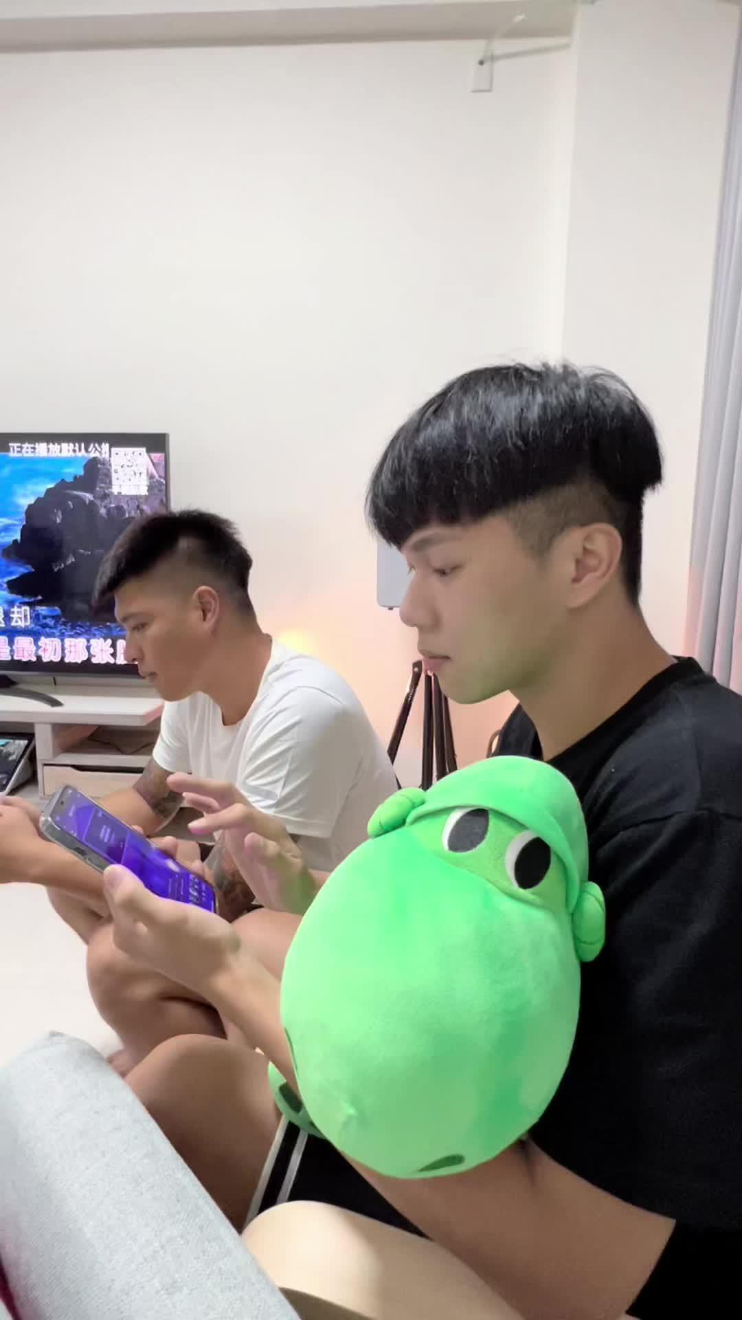 每次都搶不到超爛== 敢不敢來跟我搶歌啦！#就忘了吧dj #weplay #weplay嗨歌搶唱