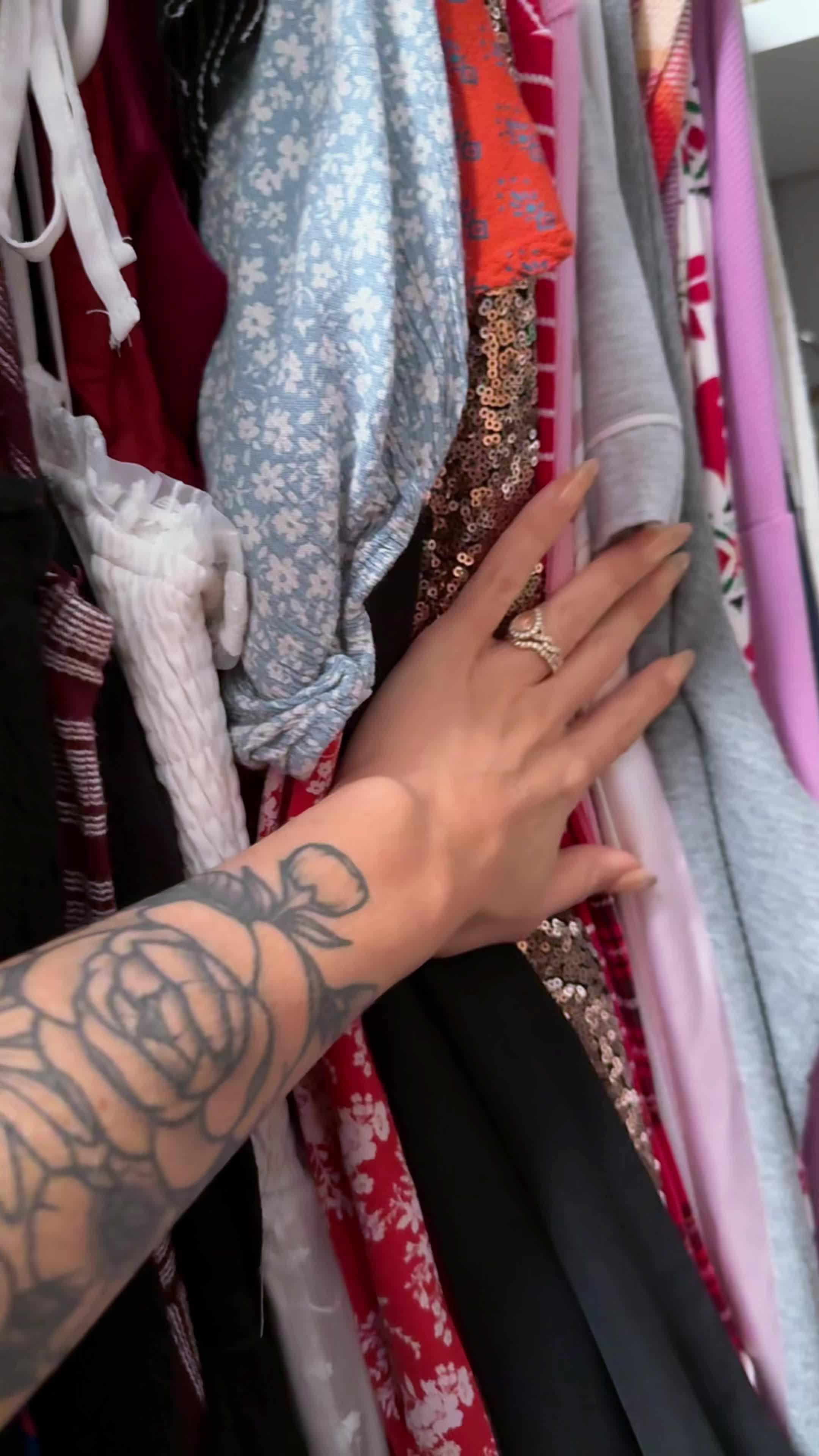 Adorable & affordable! Get 20% off your 1st app order!