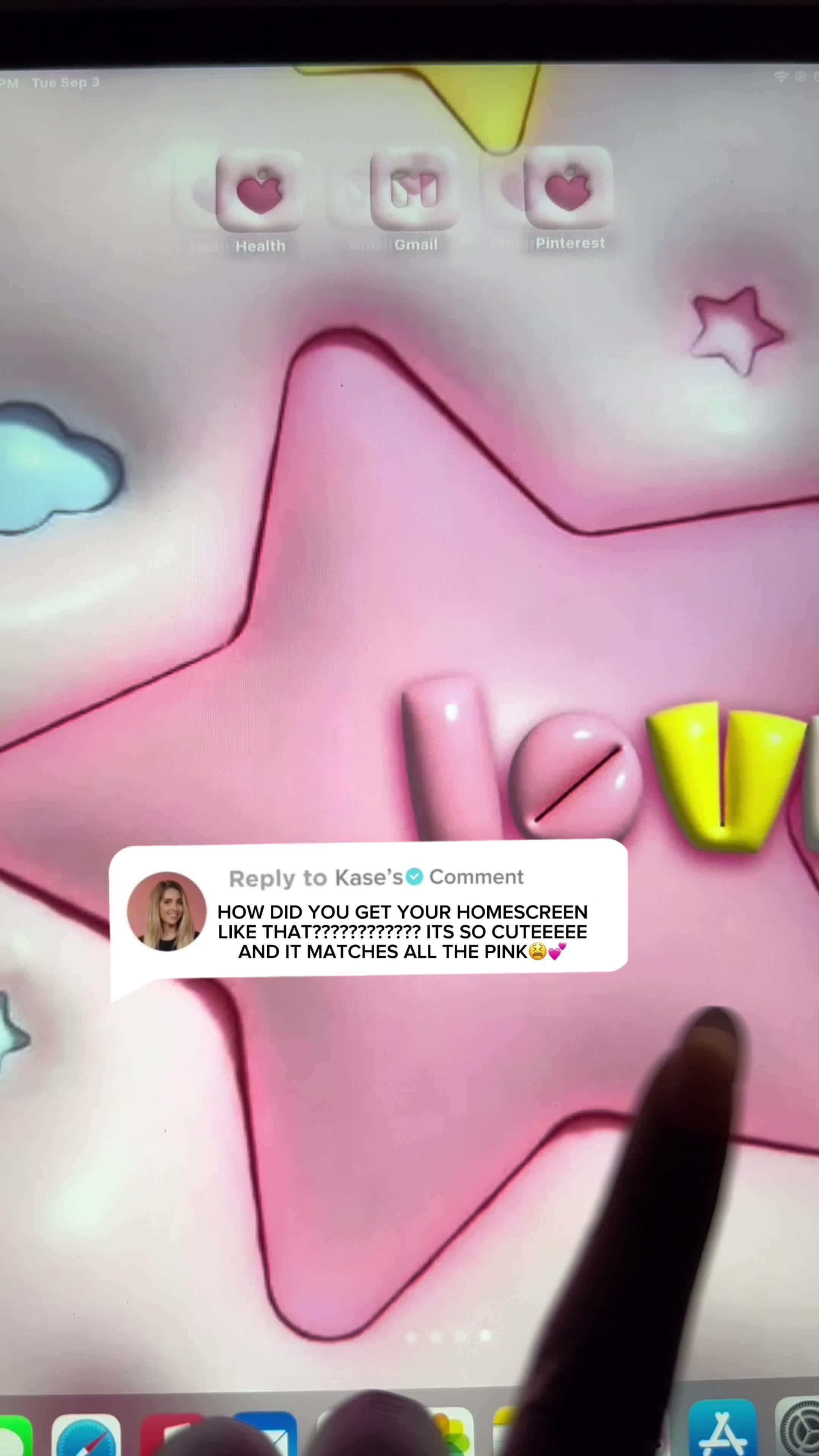 Set exclusive widgets & themes for your Phone