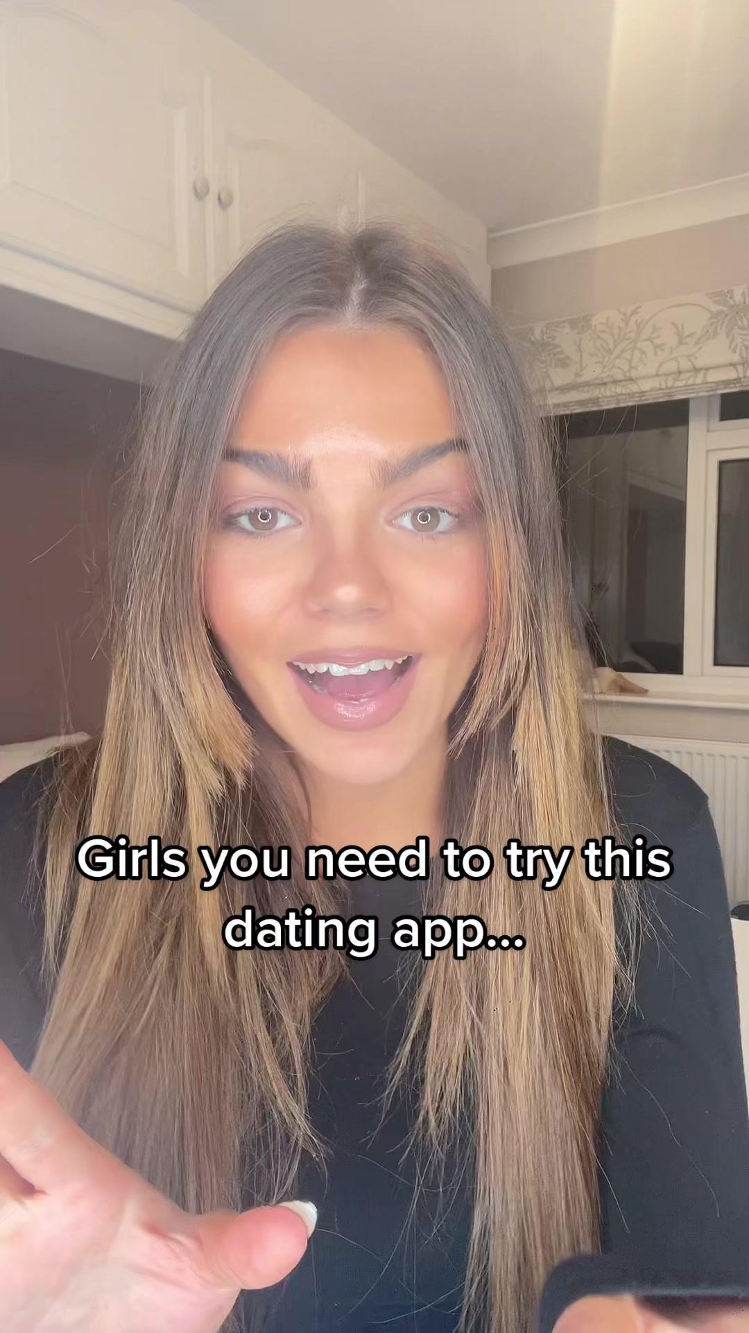 New year means getting serious about finding a man!! @smittendating is going to help me do it! Link in bio for you all to join 🥰 #smittendating #datingapp #datinglife #datingappsbelike AD