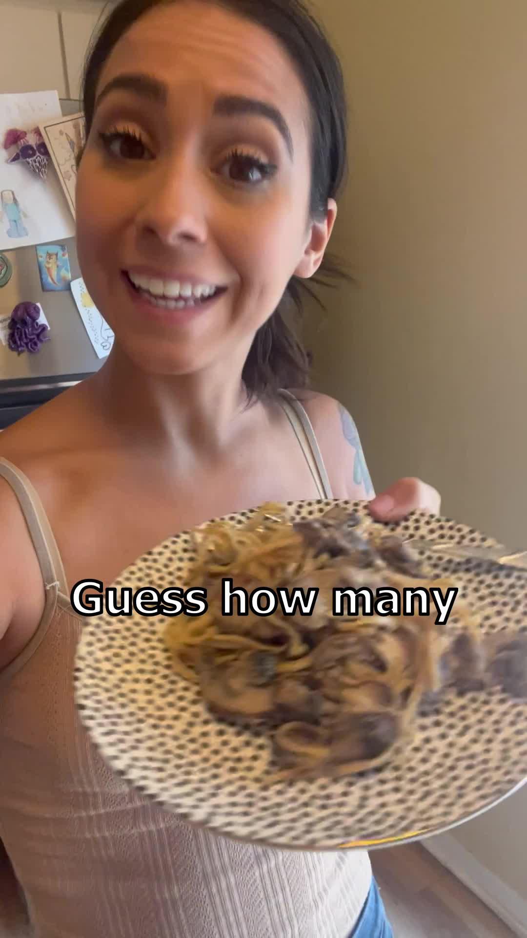 Track calories from your gallery.Try a healthy diet today!