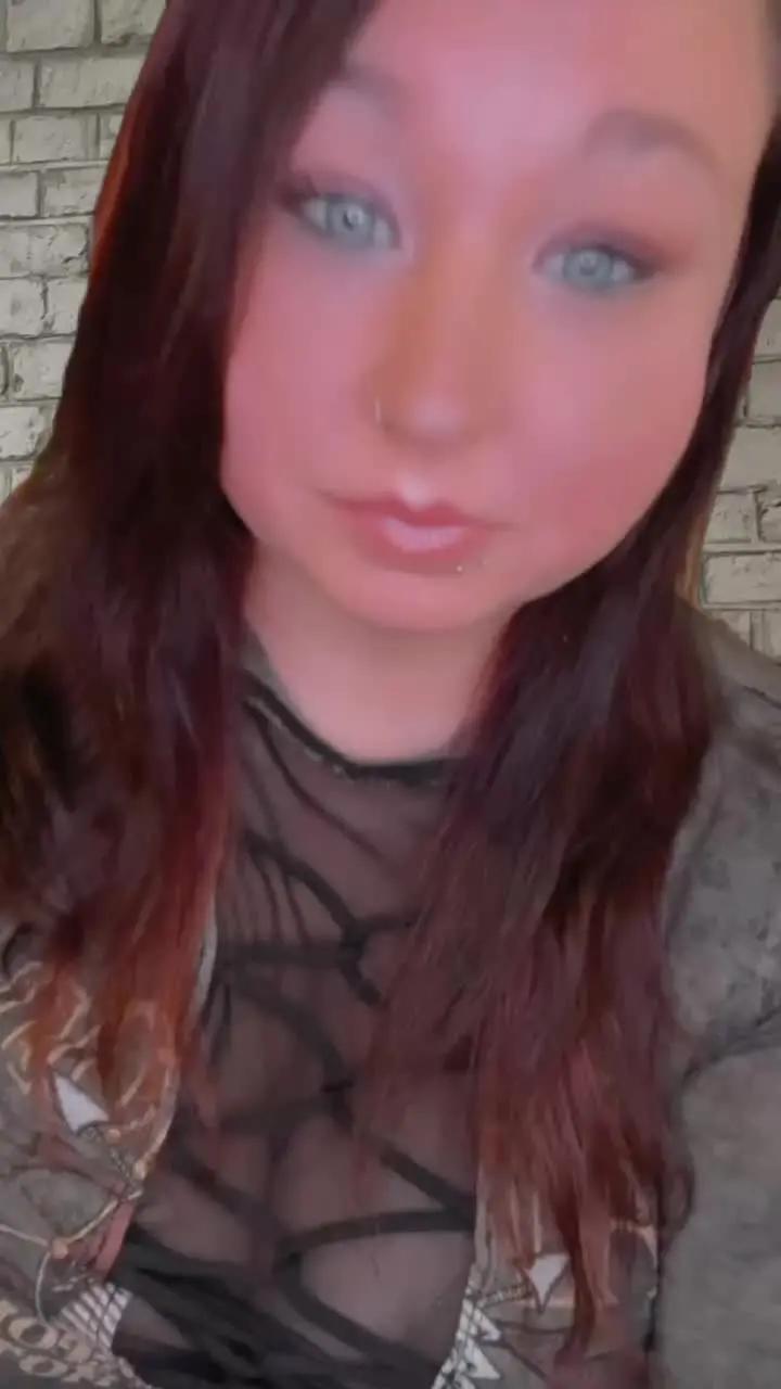Never be lonely again, let's date on video chat.